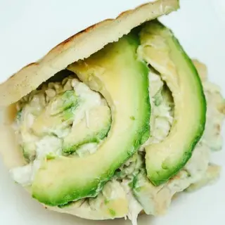 Arepa reina pepiada