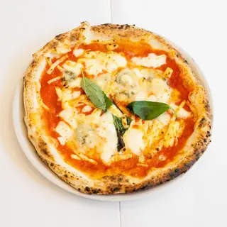 Pizza 4 Formaggi