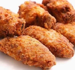 15. Alitas Fritas (8 Uds.)