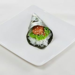 T3. Temaki spicy sake