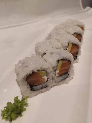 345.Uramaki salmone Philadelphia 8 pezzi