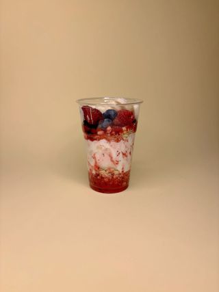 Berries yogurt