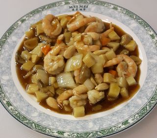 Camarão com Amêndoas 