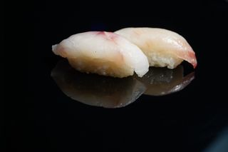 121. Nigiri/sashimi tai