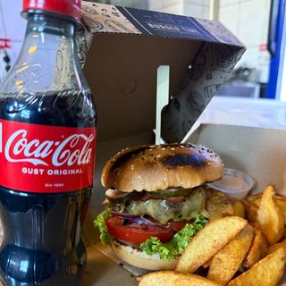 Meniu Cheeseburger Combo