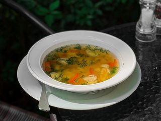 БУЛЬЙОН З ДОМАШНЬОЇ КУРКИ (390g)