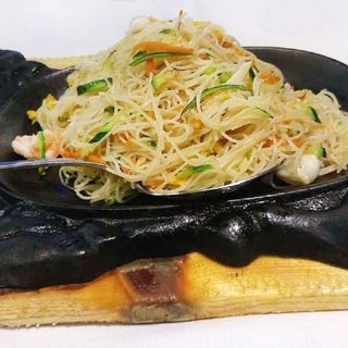 54. Spaghetti di riso alla piastra