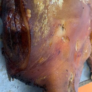 PIERNA ASADA CON ARROZ 