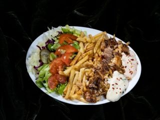 Shaorma la farfurie de vita
