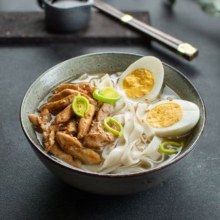 Ապուր հավի մսով