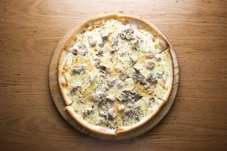 Pizza Alfredo Chicken