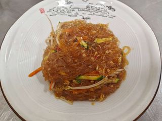 21 Spagh di soia con carne piccante