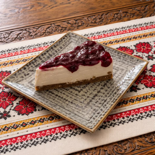 Cheese Cake clasic cu fructe de padure artizanal