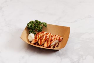 Nigiri sake flambe 3 pezzi