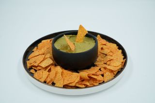 Guacamole cu nachos