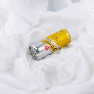 Напій Schweppes Indian Tonic, 0,33 л ж/б