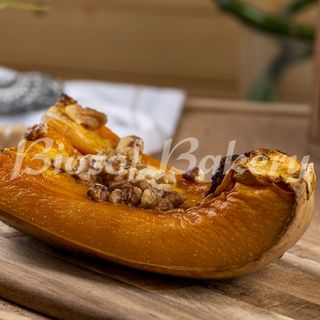Тиква печена с орехи и мед (500гр)