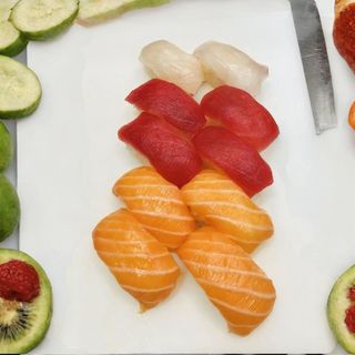 55 Nigiri misto - 10 pezzi