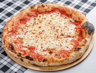 Pizza Margherita (33 სმ) 