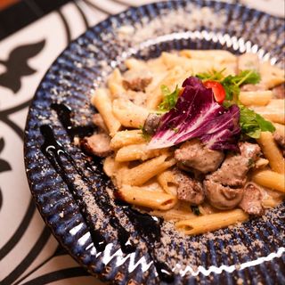 Makaron Z Kurczakiem, Sosem Gorgonzola I Brokułami