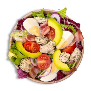 COBB - kurczak/bekon/jajko/ser pleśniowy