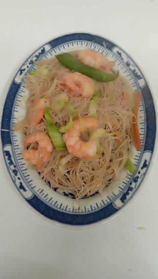 Fideos Chinos con gambas
