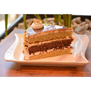 Caramel Cake
