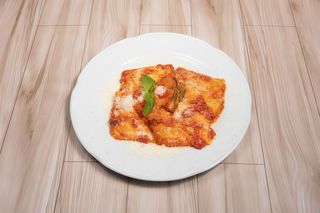 Ravioli Al Pomodoro E Basílico