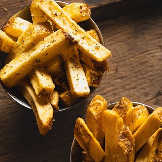 Patatine fritte con rosmarino