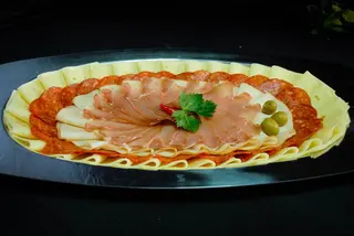 Bordo L meza za 4 osobe