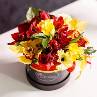 Cutie Mică Neagră cu Flori Rosu-Galben