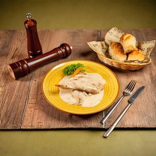 Pui cu sos gorgonzola