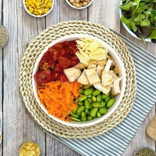 Crea la tua bowl di Insalatona