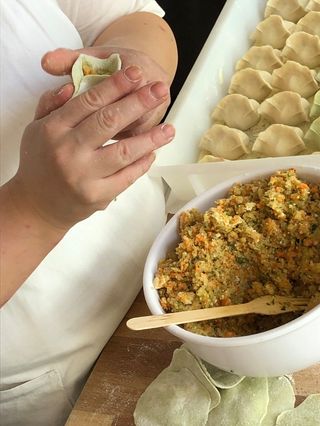 4 ravioli di verdura - Allergeni: glutine- soia-sedano