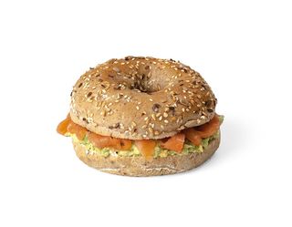 BAGEL SALMÓN Y AGUACATE