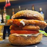 ქათმის ბურგერი / Chicken Burger