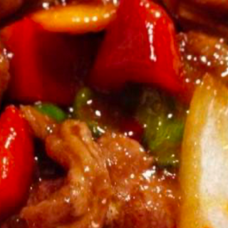 Ternera Con Jengibre Y Cebolleta