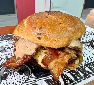 Llorona Free Gluten Burger