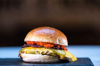 Gigacheeseburger Combo