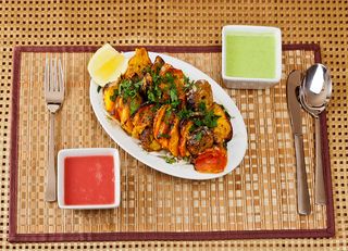 Sałatka z serem z pieca tandoori