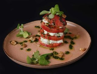 Салата Етажи