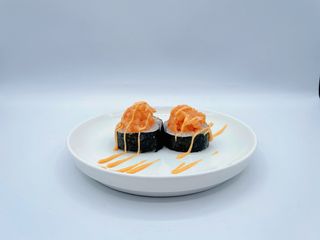 Futomaki Spicy Salmon