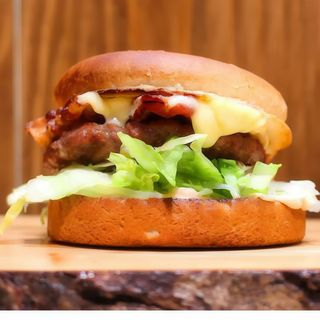 Hamburger cheese bacon