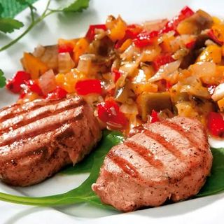 Cotlet de porc cu sote de legume