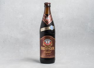 Erdinger dunkel pivo