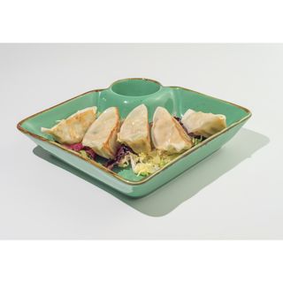 6. Gyoza De Pollo (5 Uds.)(鸡肉饺子)