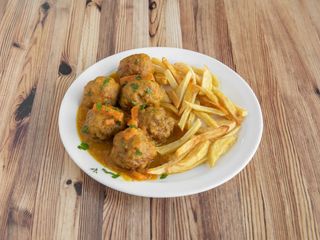 Albóndigas Caseras En Salsa
