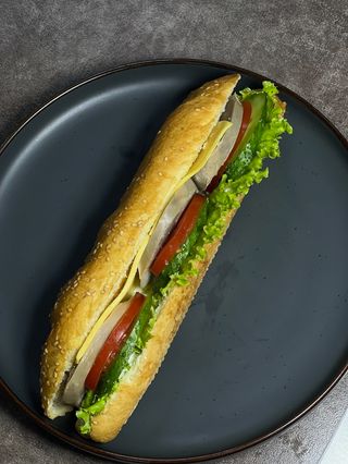 Сэндвич с казы (1 шт.)