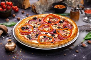 COMBO PIZZA DELLA CASA + 1 PEPSI DOZA 250 ml