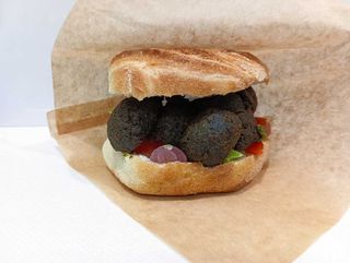 Panino con polpette vegetariane